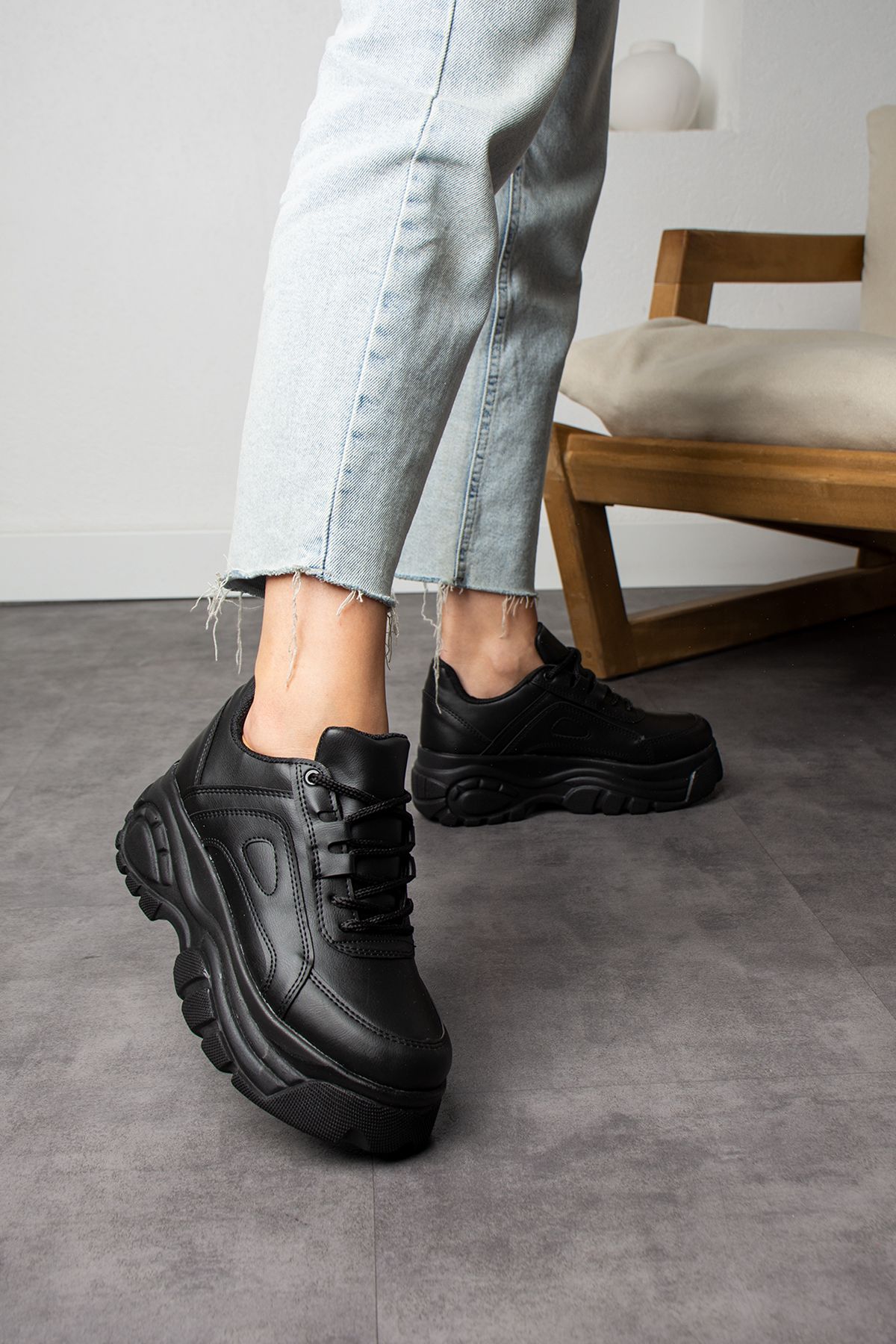SİYAH BUFALO BAYAN AYAKKABI